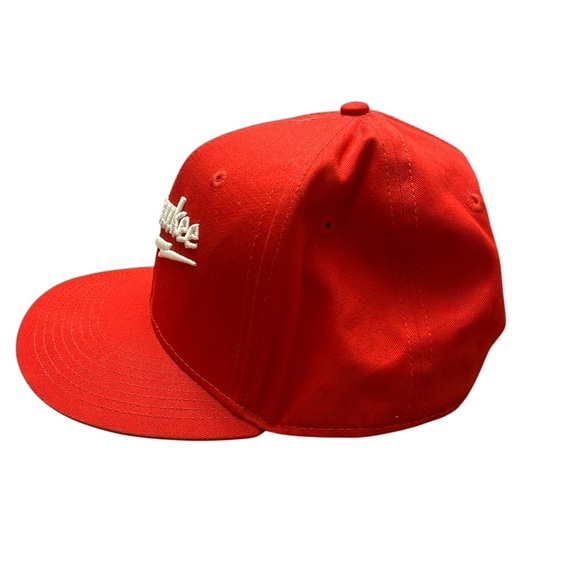 ⭐️ Milwaukee Red Snapback Hat - Picture 3 of 6